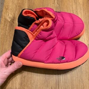 The North Face Kids Thermoball traction bootie
